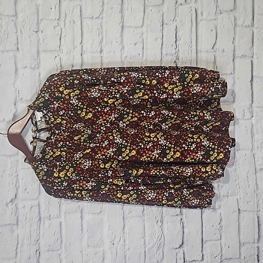 Floral Women's Top - Black and Red